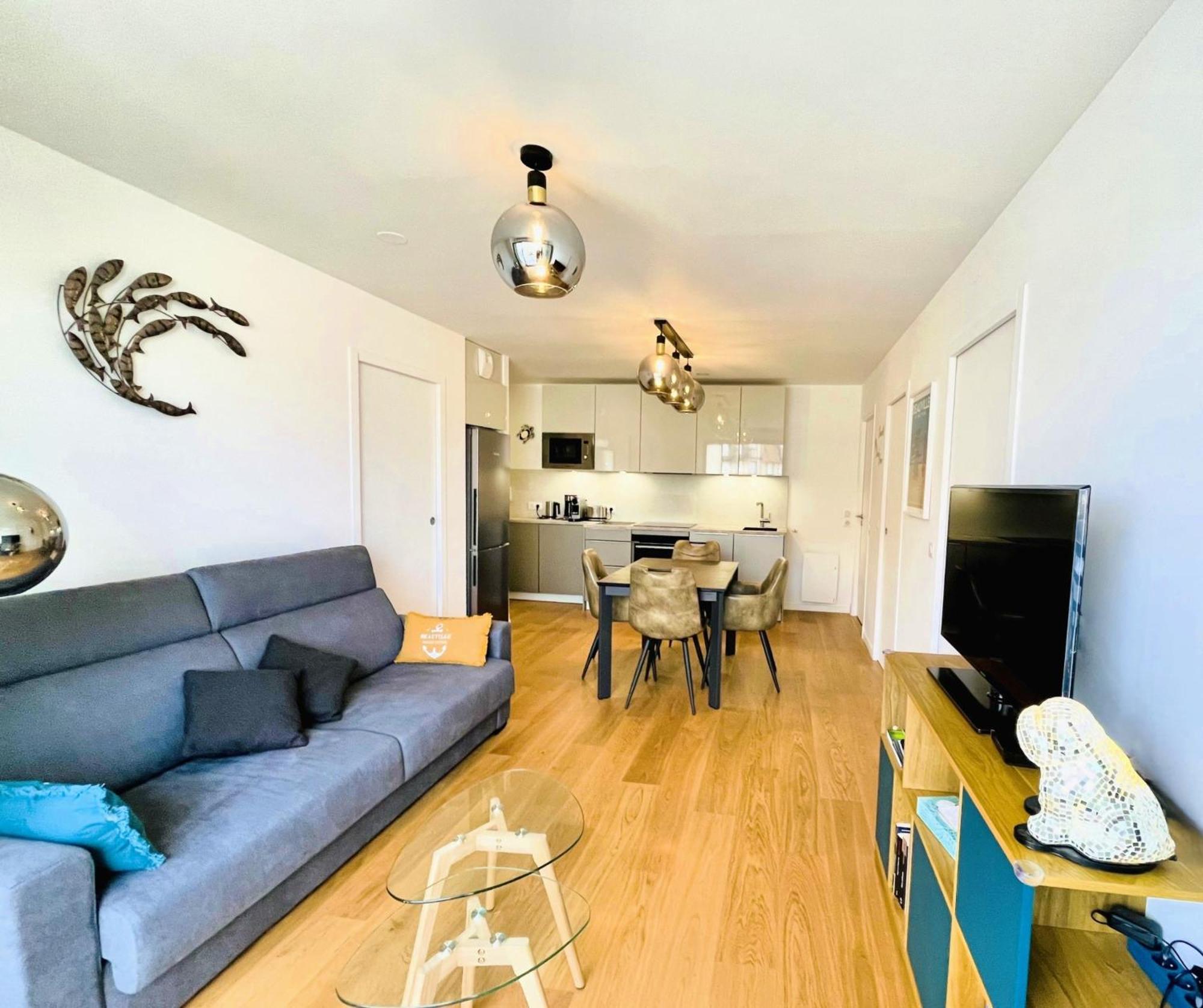 Appartamento Sejour Authentique - Balcon, Parking & Wifi Ultra-Rapide Deauville Esterno foto